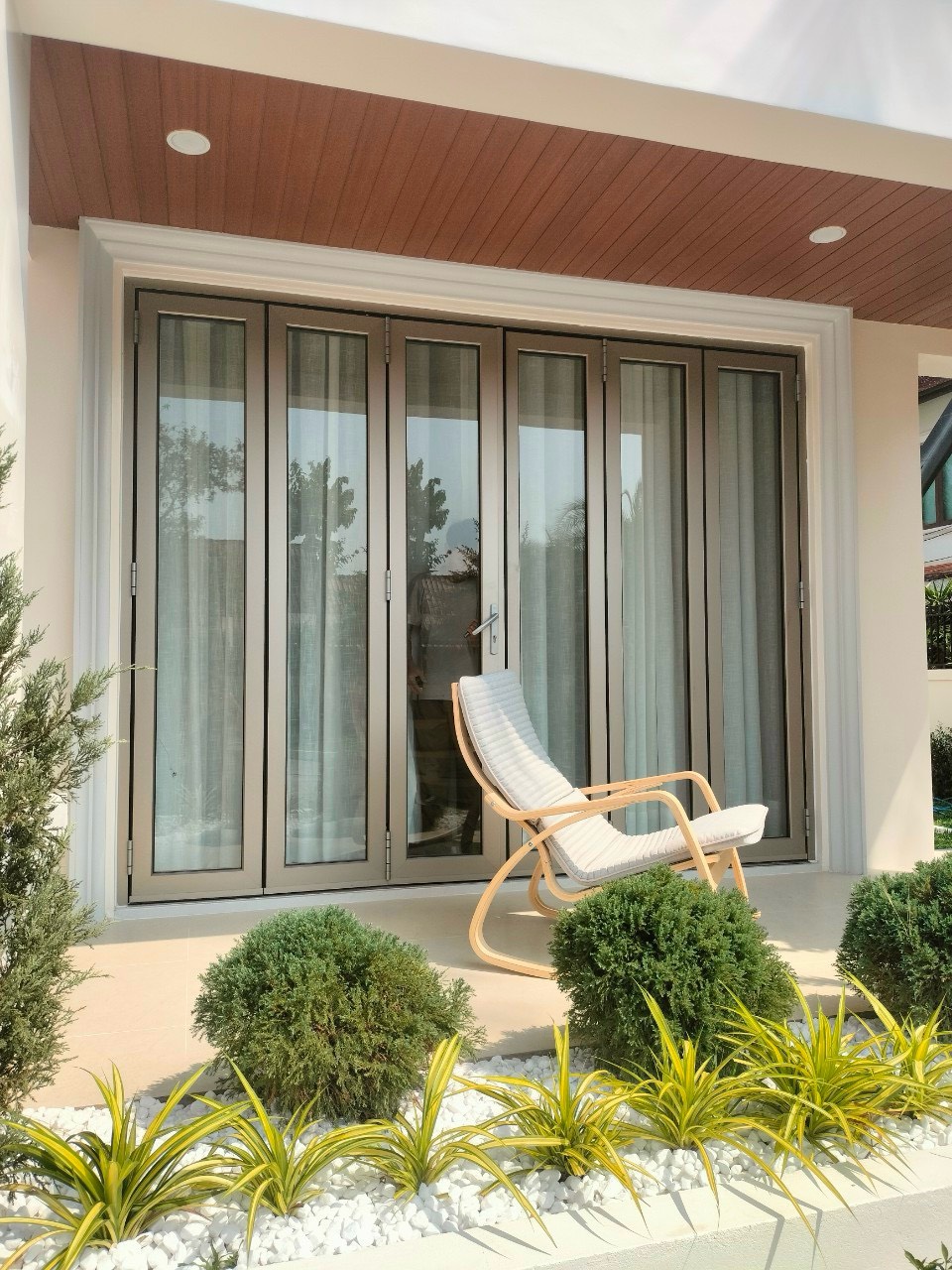 Shop Secondary Image